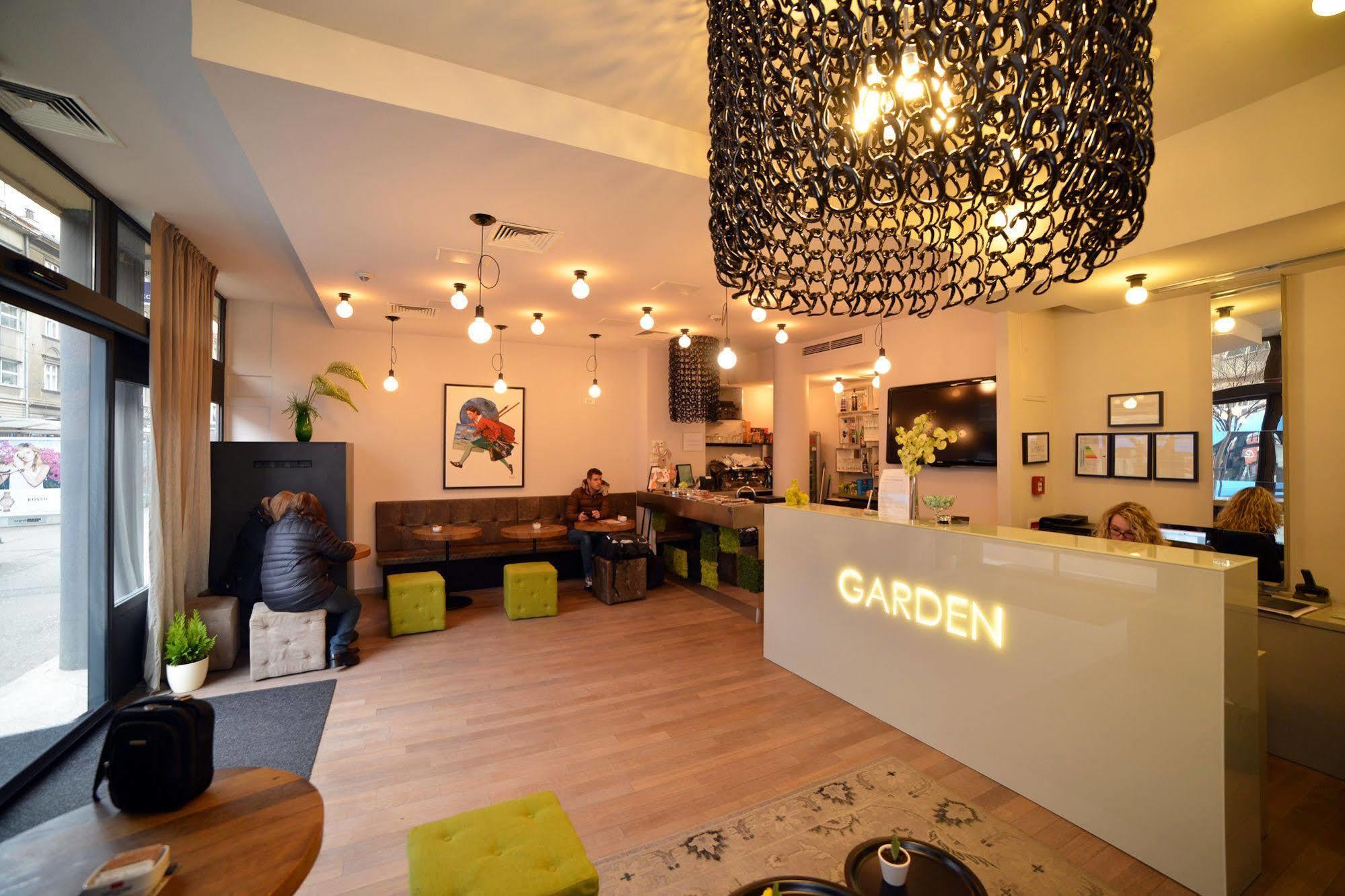זאגרב Garden Hotel מראה חיצוני תמונה