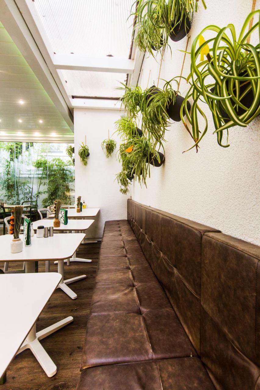 זאגרב Garden Hotel מראה חיצוני תמונה