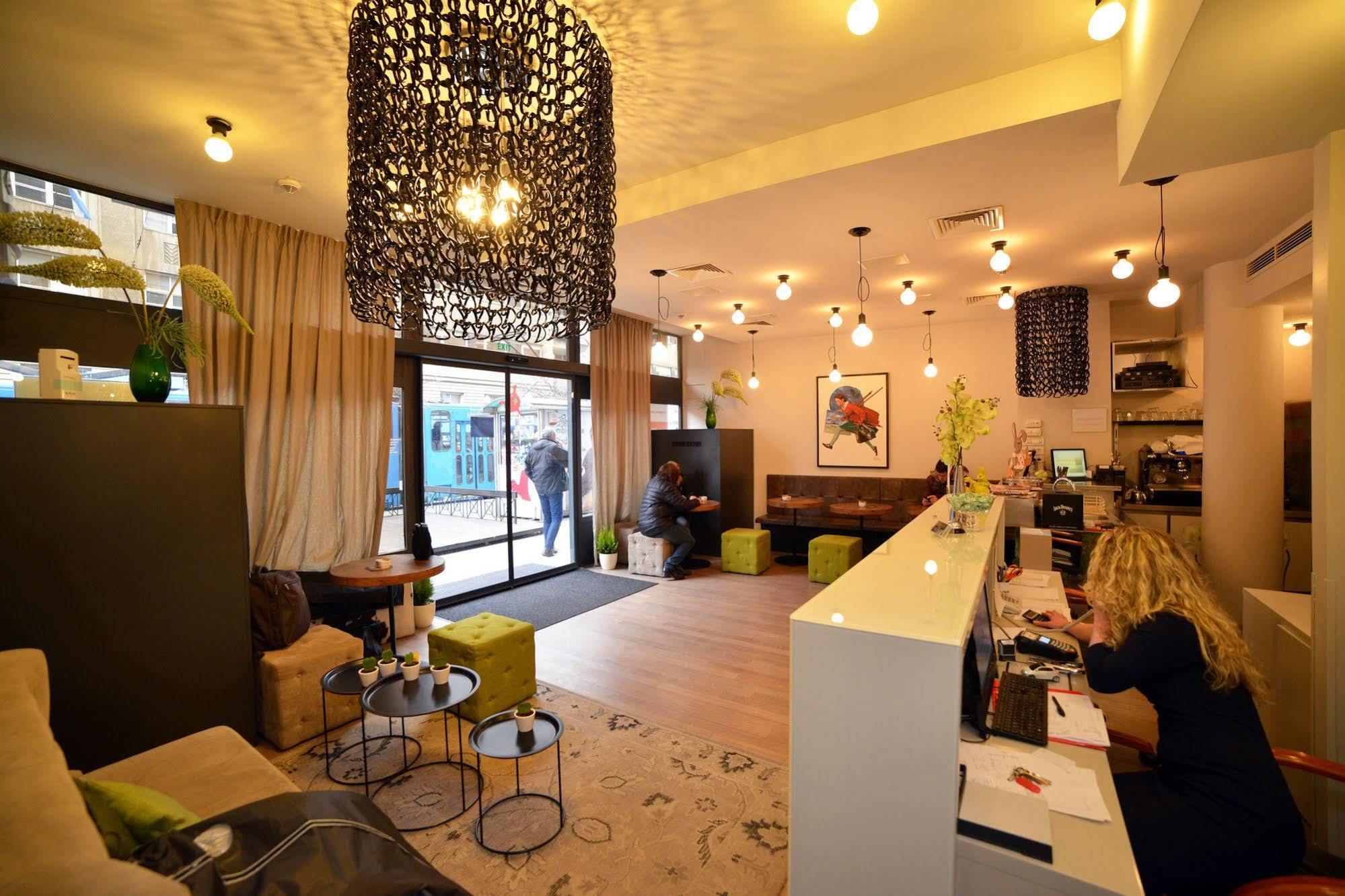 זאגרב Garden Hotel מראה חיצוני תמונה